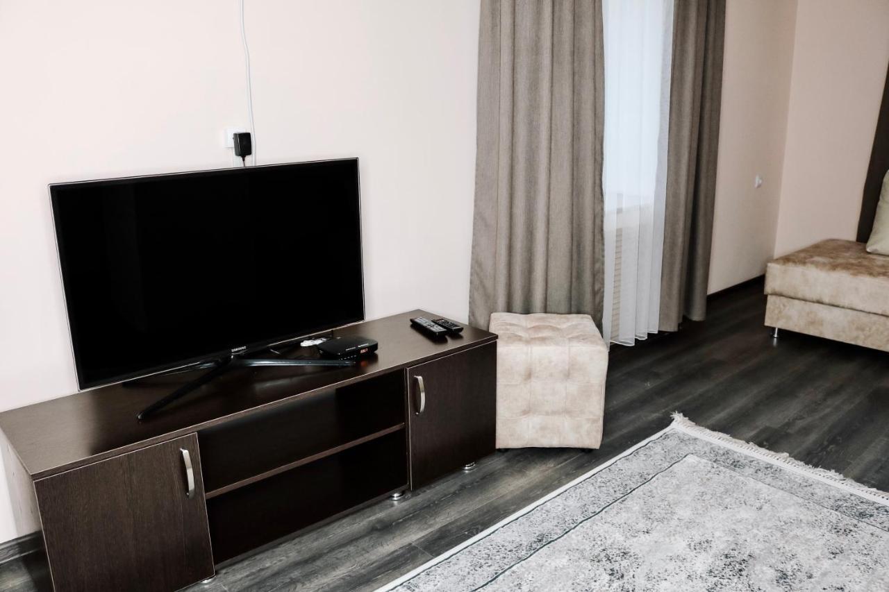 AlPlaza Hotel Uszty-Kamenogorszk Kültér fotó