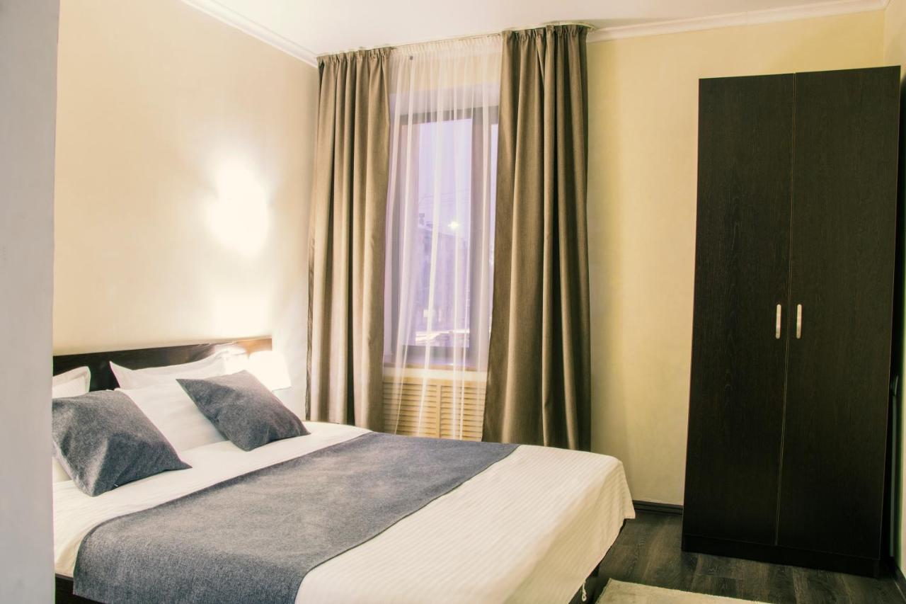 AlPlaza Hotel Uszty-Kamenogorszk Kültér fotó