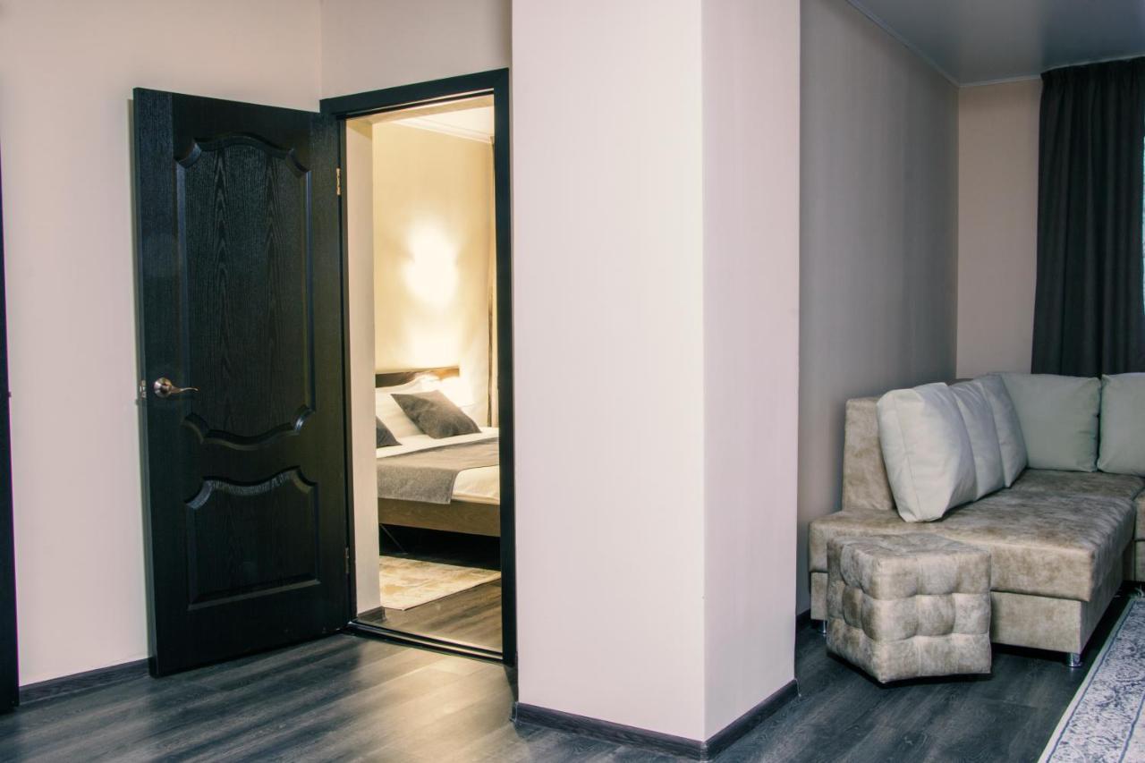 AlPlaza Hotel Uszty-Kamenogorszk Kültér fotó